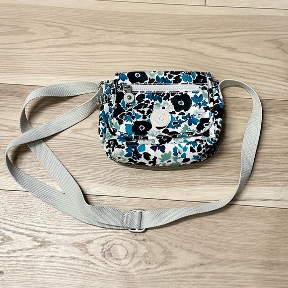 LIKE NEW Kipling Sabian Crossbody Mini Bag - Picture 1 of 7